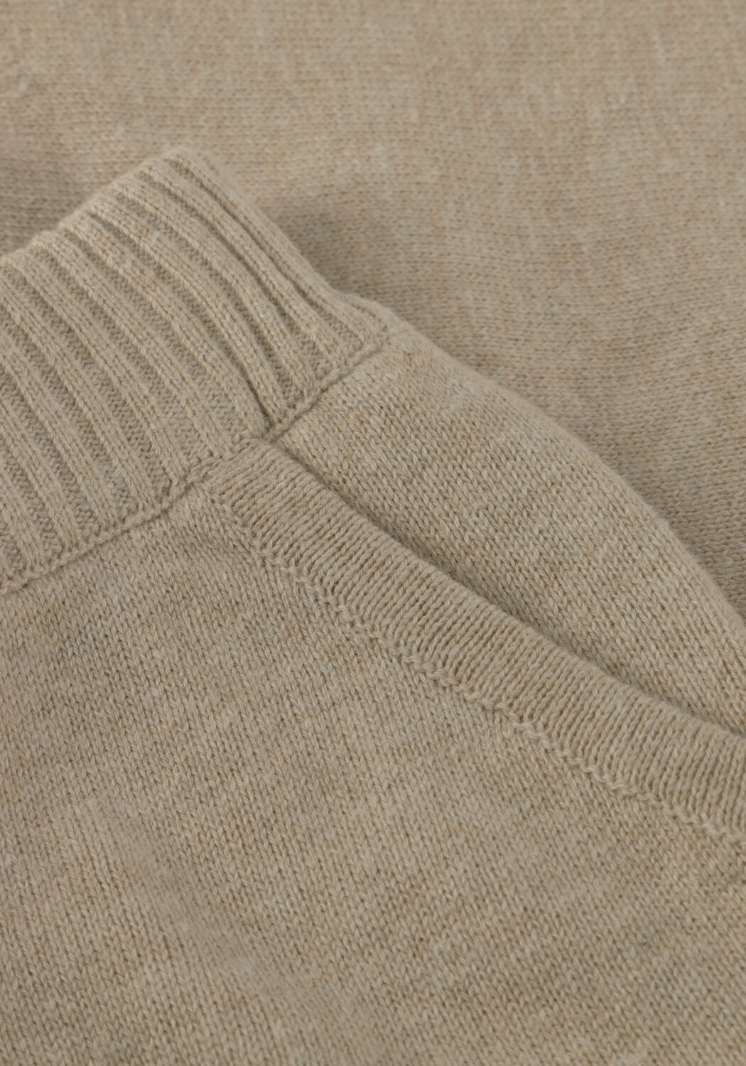 Zand BAJE STUDIO Korte broek SEBASTIAN - large