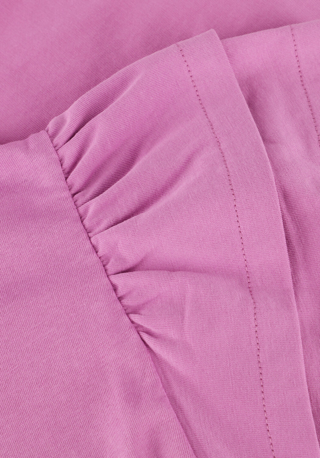 Paarse SELECTED WOMEN T-shirt SLFCAMILA SS RUFFLE TEE - large