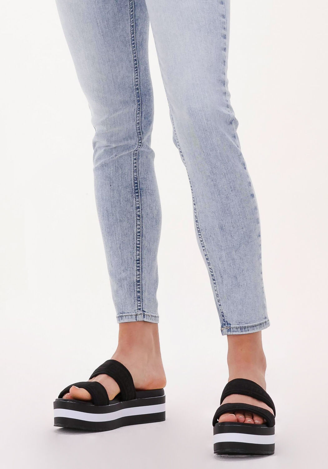 Zwarte CALVIN KLEIN Slippers FLATFORM SANDAL TWOSTRAPS - large