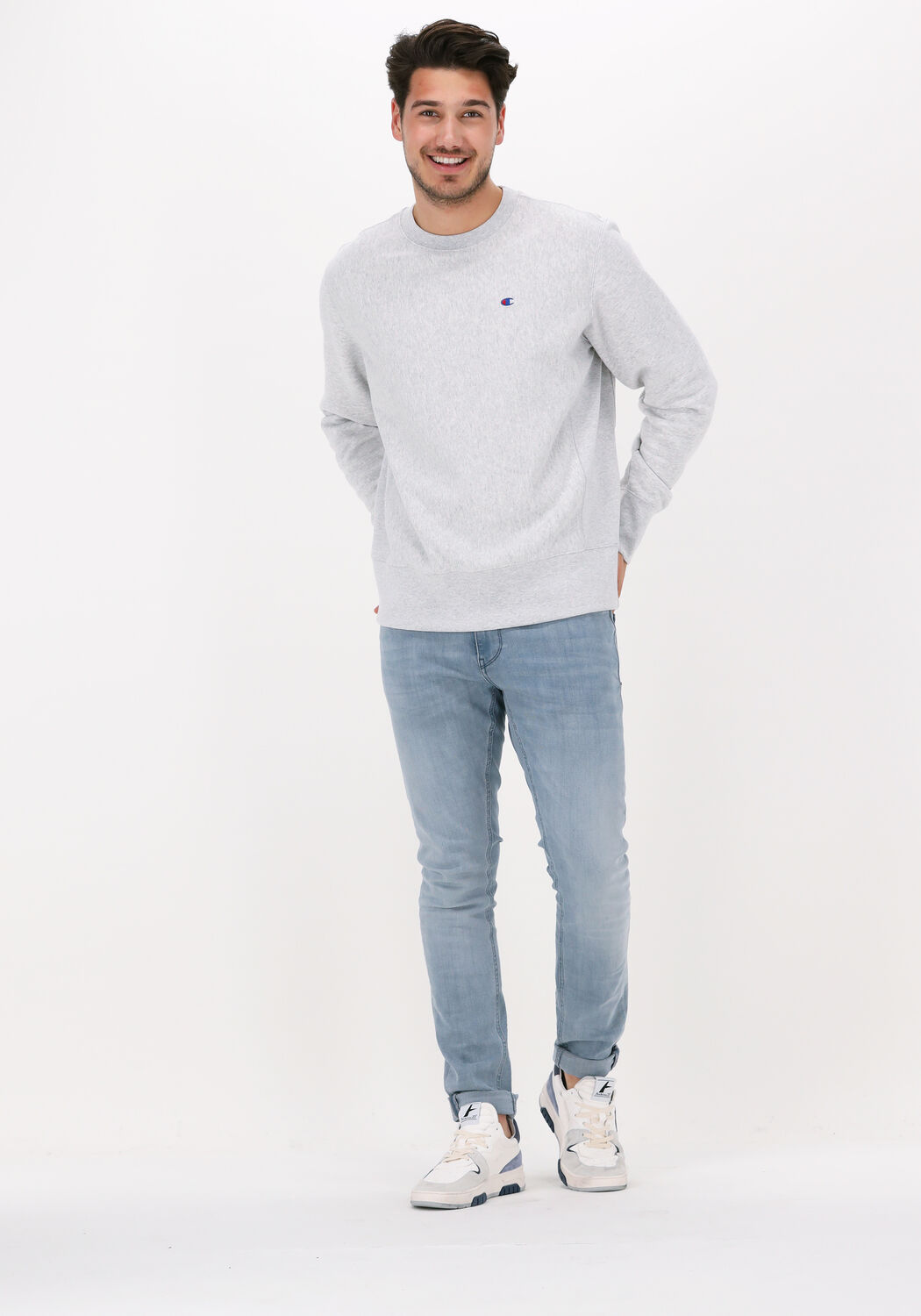 Champion sweater vrouwen lyrics sale