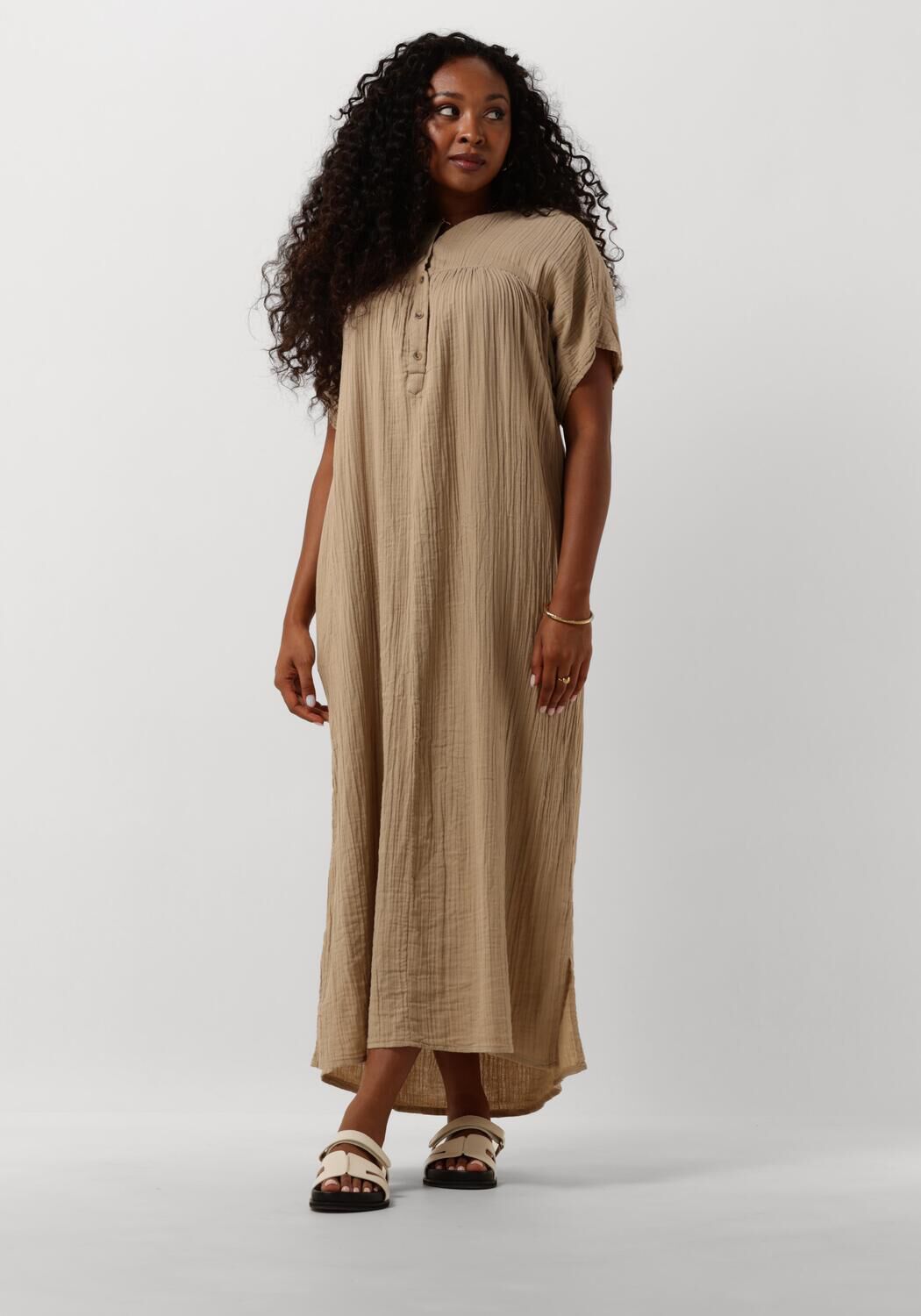 beige circle of trust maxi jurk dymphie dress