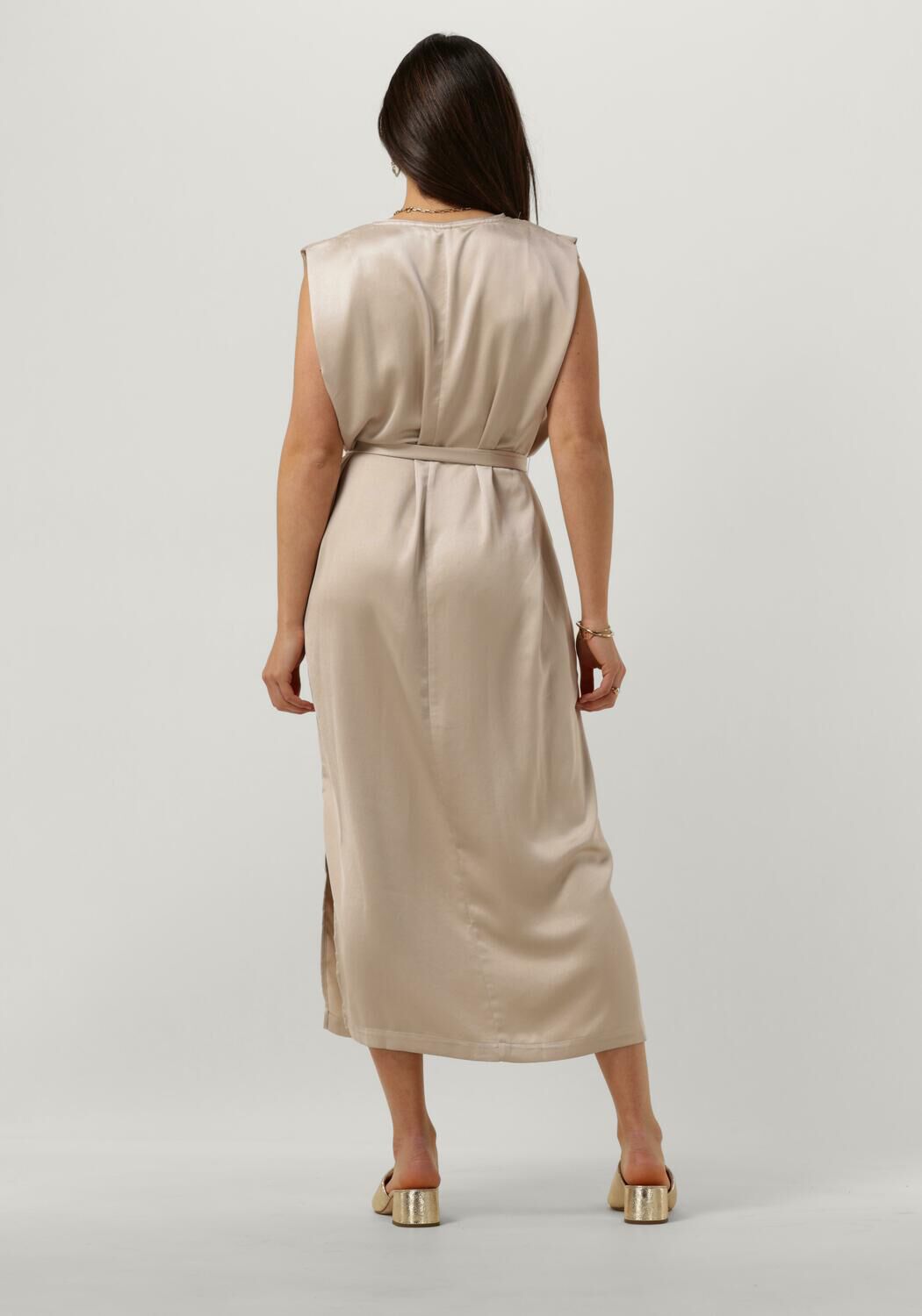 KNIT-TED Dames Jurken Talissa Zand