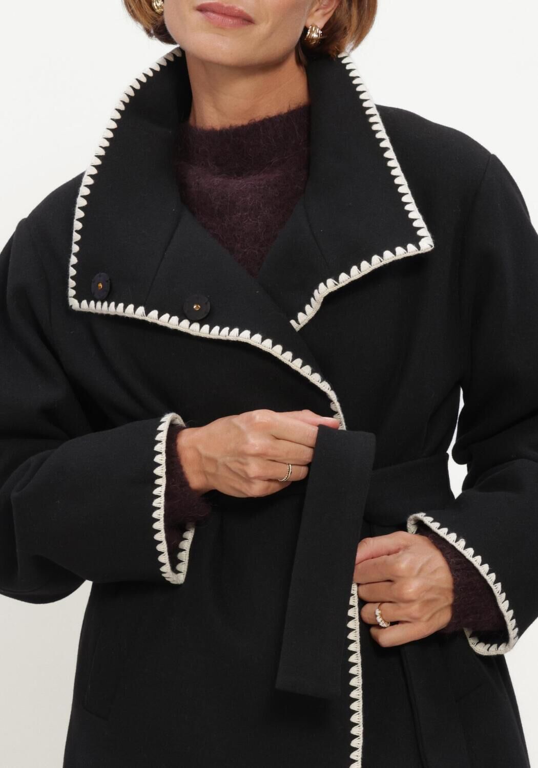 Zwarte BEAUMONT Mantel ALIZA SHORT COAT - large