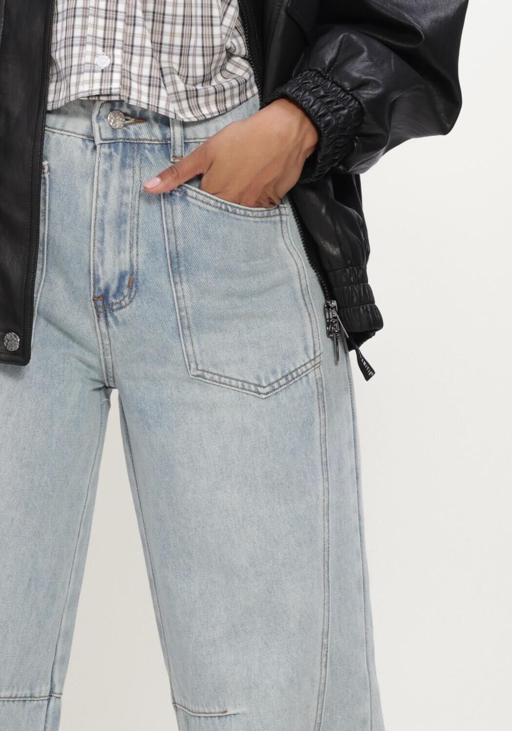 Blauwe HAUTE L'AMITI&Eacute; Jeans BARREL FRONT POCKET TALL JEANS - large