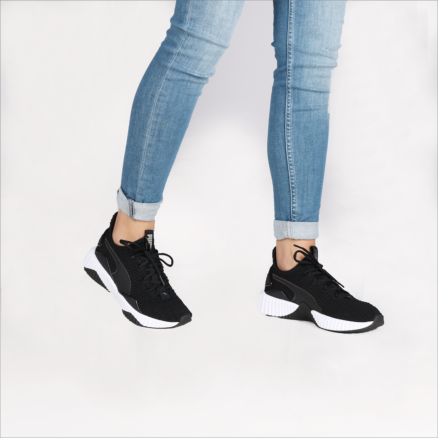 zwarte puma sneakers