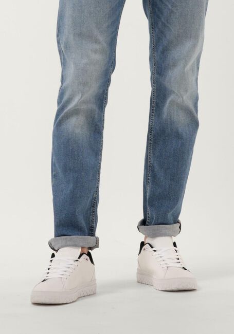 Witte TOMMY HILFIGER Lage sneakers MODERN ICONIC COURT CUP - large