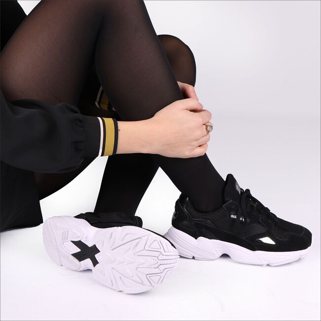 Zwarte ADIDAS Lage sneakers FALCON W Zwarte ADIDAS Lage sneakers FALCON W - large