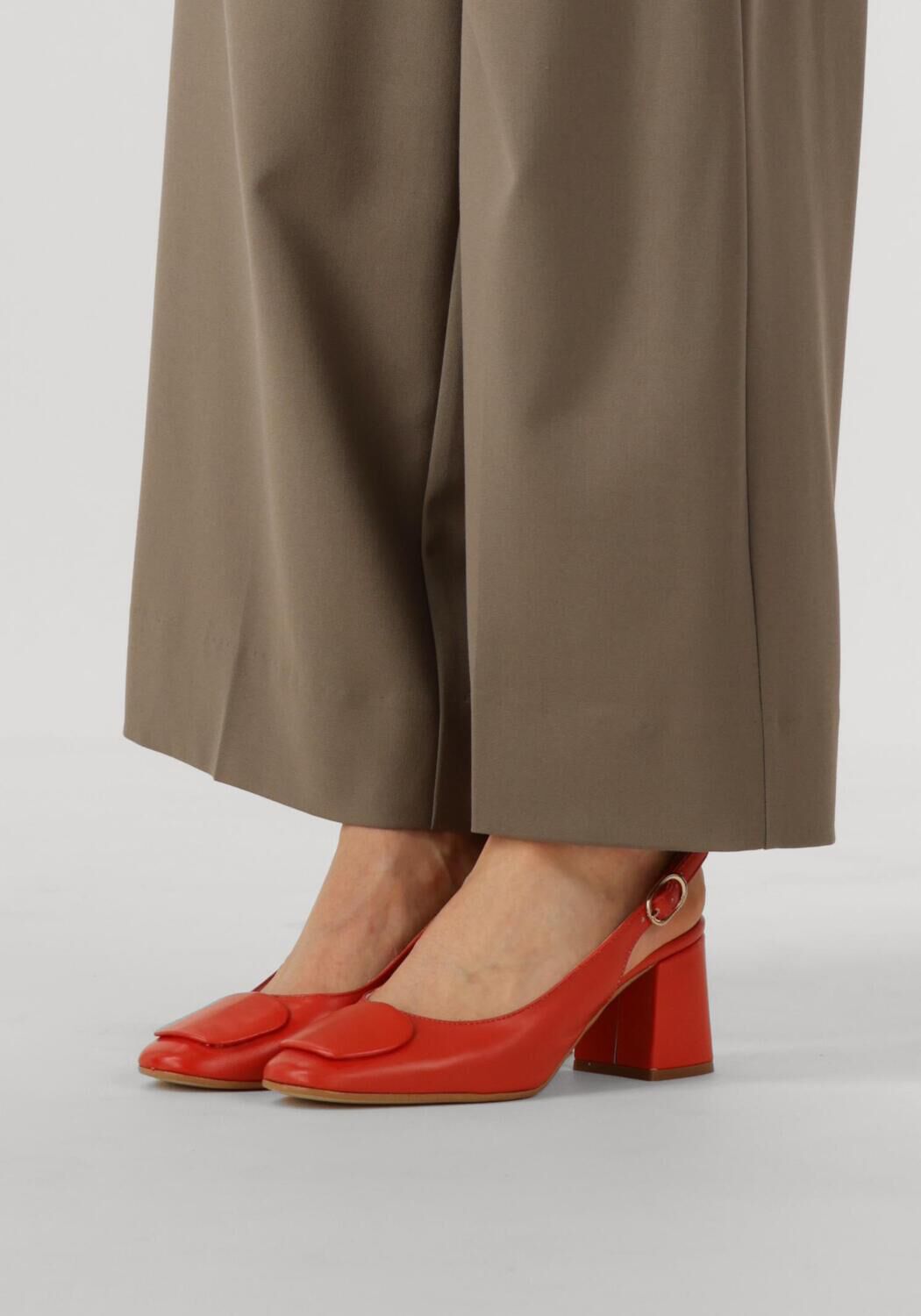 Rode LINA LOCCHI Slingbacks 010-150 - large