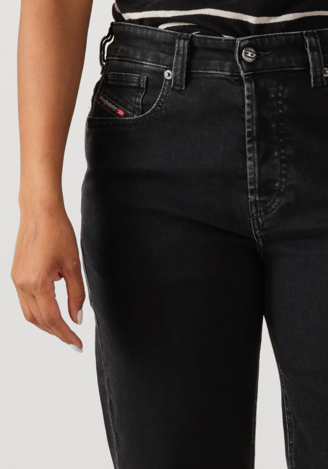 DIESEL Dames Jeans 1988 D-ark Zwart