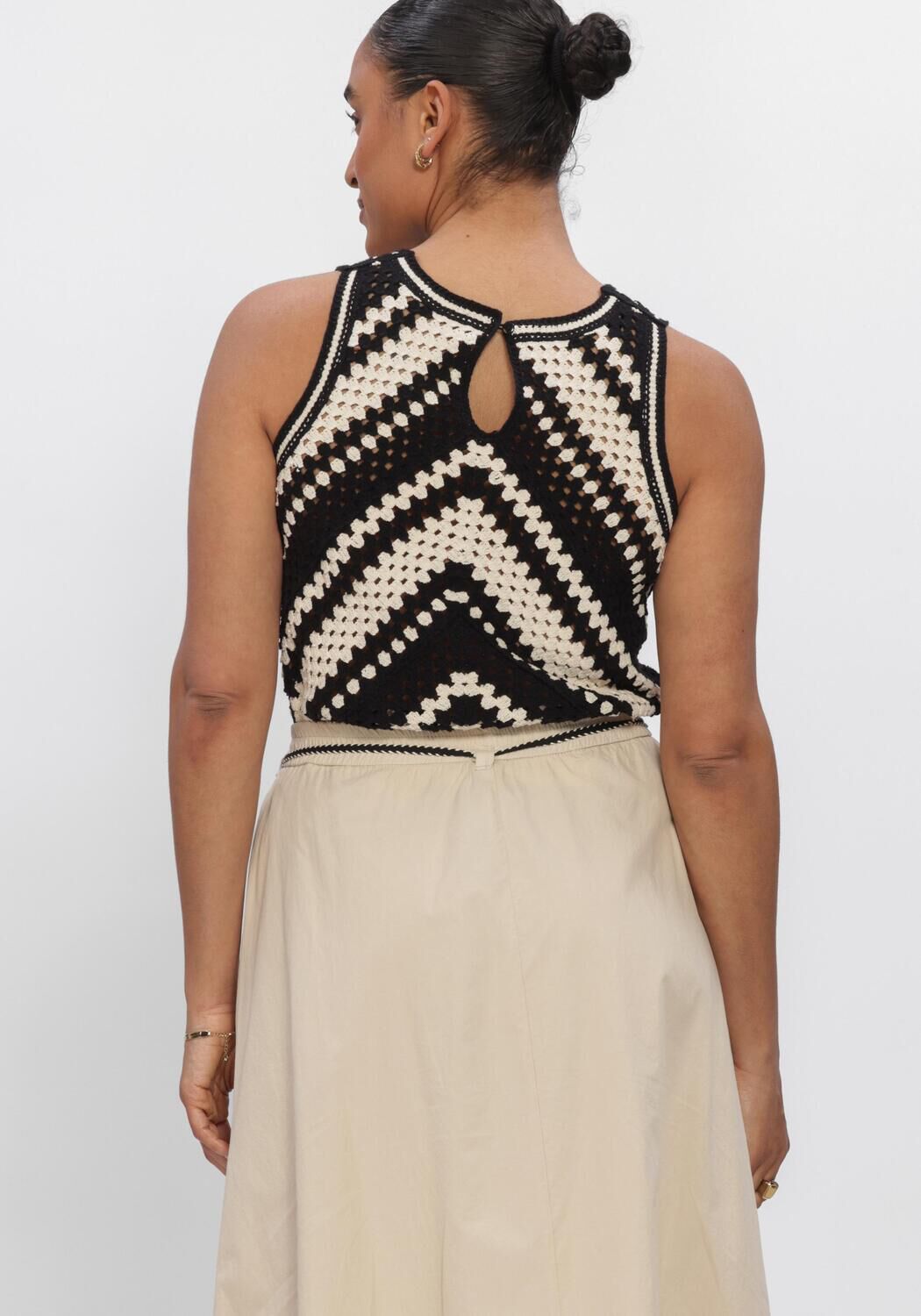 Zwarte SUMMUM Tops & T-shirts SLEEVELESS TOP STRIPED CROCHET KNIT - large