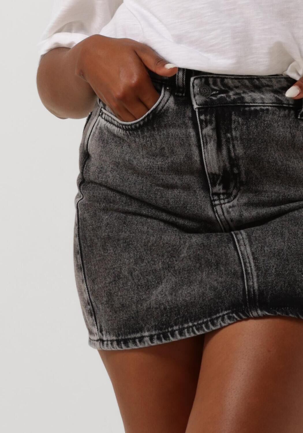 ALIX THE LABEL Dames Rokken Ladies Woven Asymetric Denim Mini Skirt Grijs