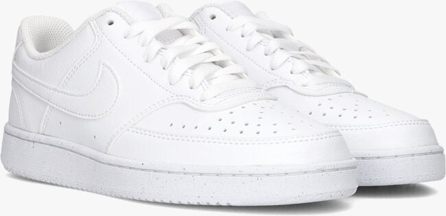 Witte NIKE Lage sneakers COURT VISION LOW WMNS - large