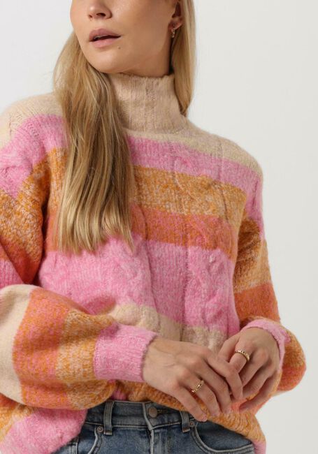 Roze Y.A.S. Coltrui YASMARLIA LS CABLE KNIT PULLOVER - large