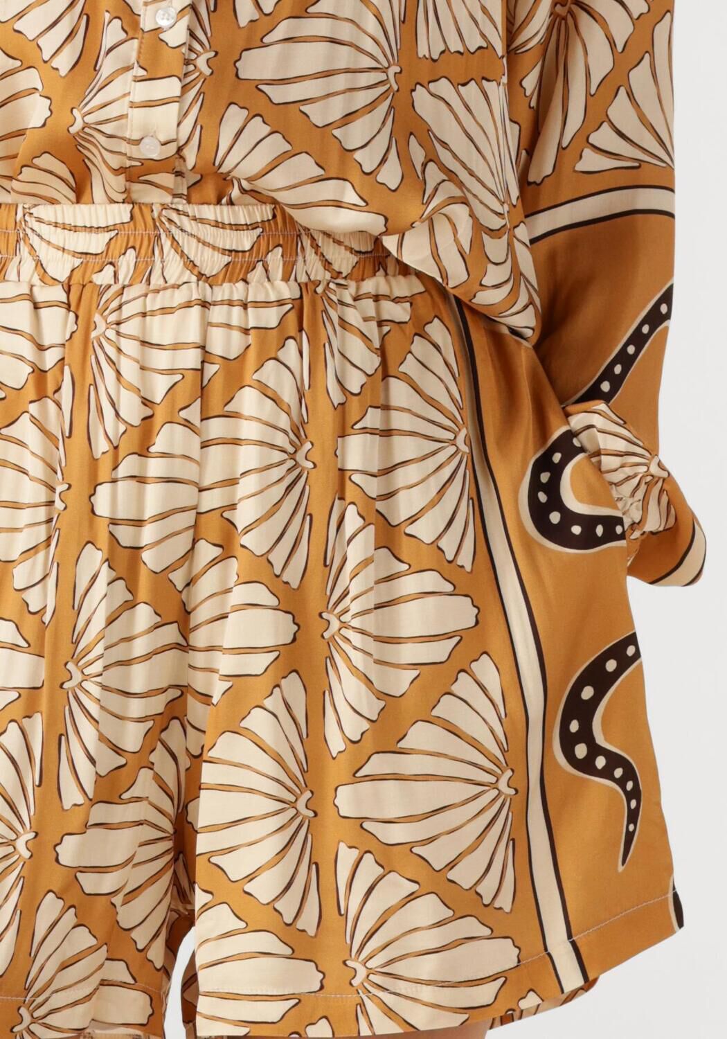AMAYA AMSTERDAM Dames Broeken Lolita Short Oranje