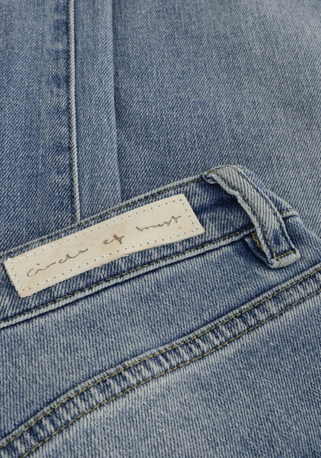 Donkerblauwe CIRCLE OF TRUST Flared jeans MADDY DNM - large