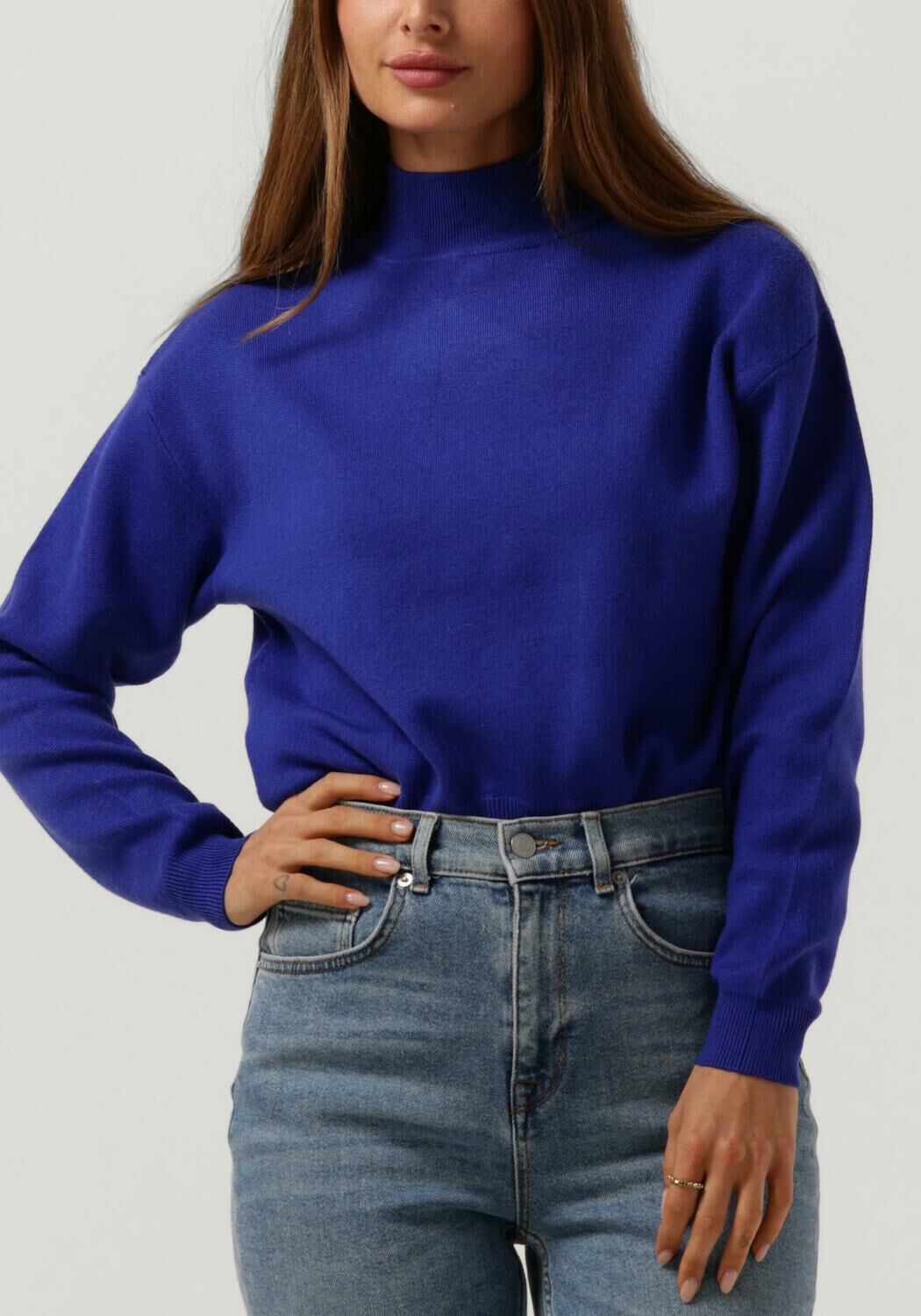 Blauwe turtleneck sales