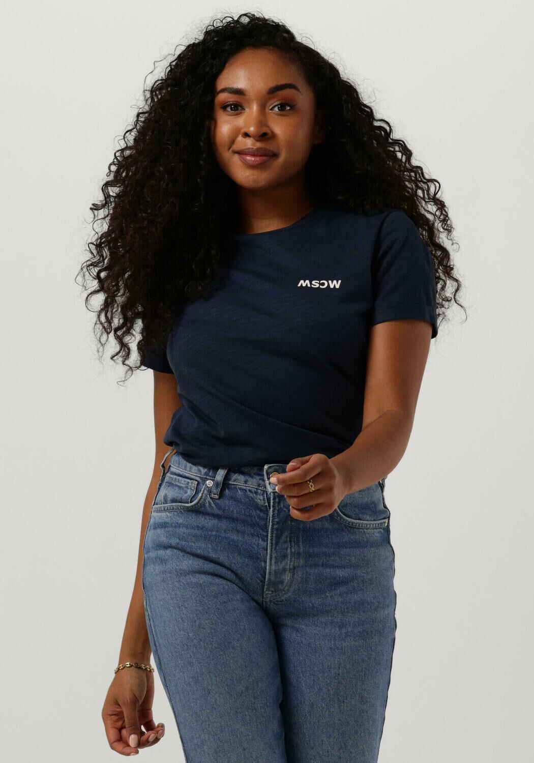 donkerblauwe moscow t shirt 47 04 there