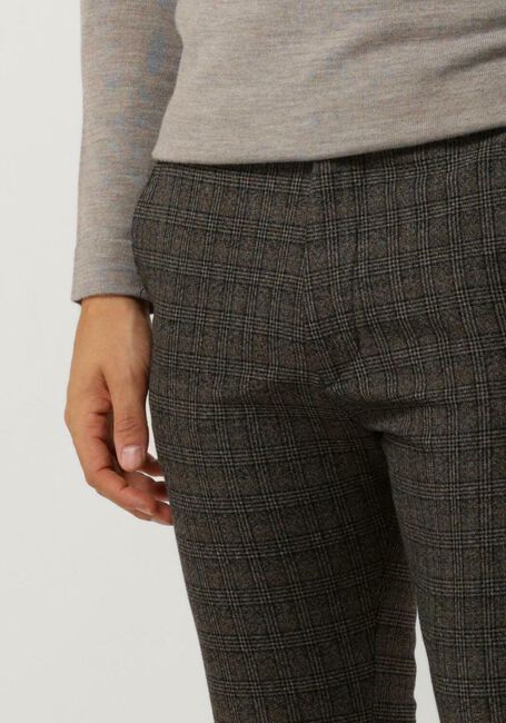 Zwarte DRYKORN Chino KREW_2 146432 - large