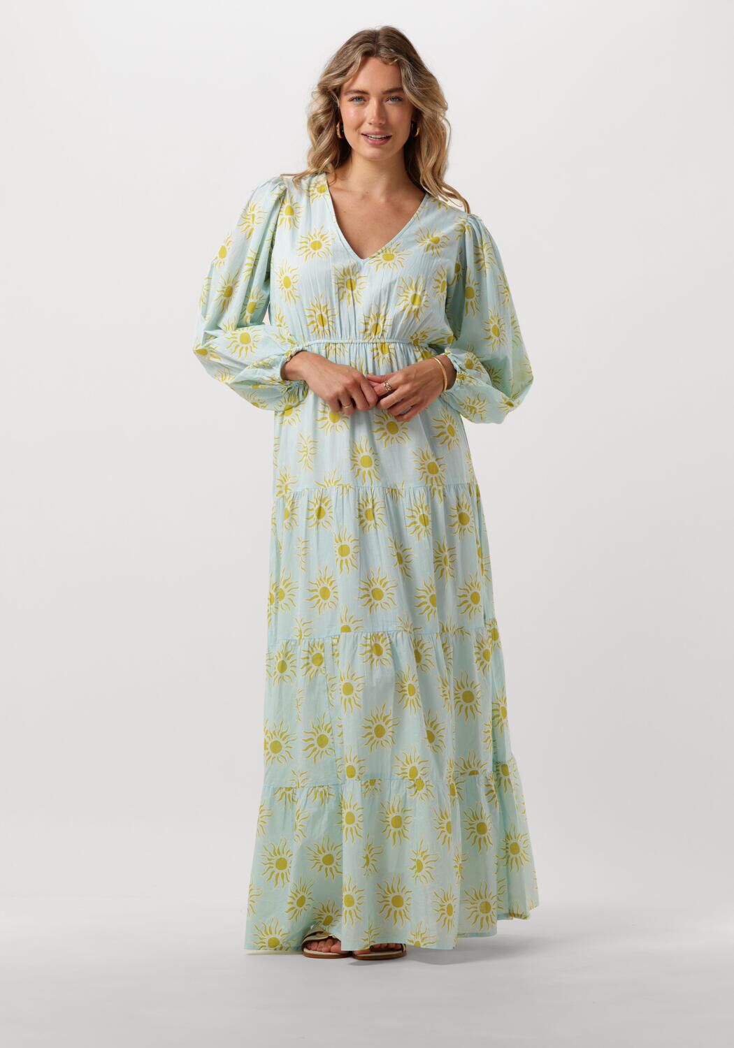lichtblauwe omoda atelier maxi jurk x kae
