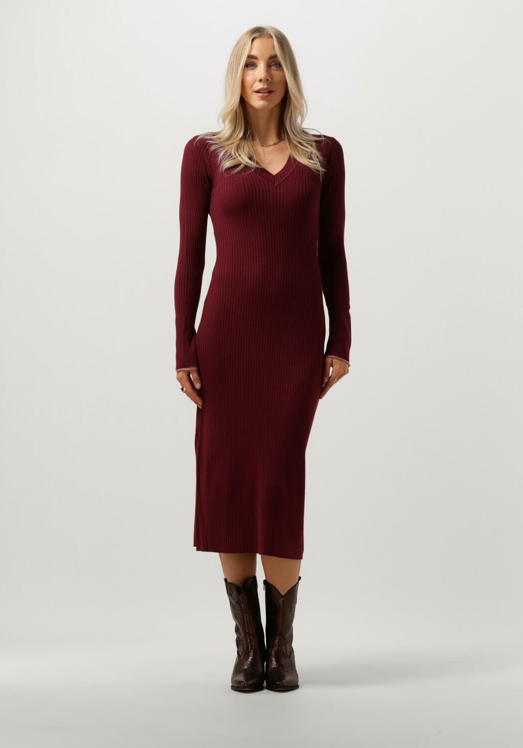 SCOTCH & SODA Dames Jurken Skinny Rib V Neck Dress Bordeaux