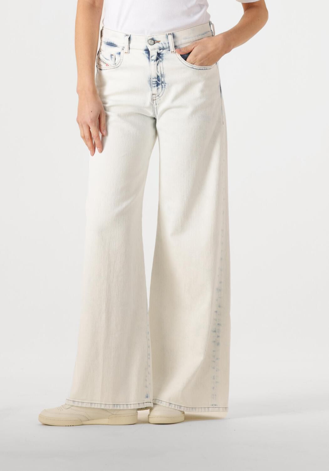 Diesel Lichtblauwe Denim Jeans Klassieke Stijl Blue Dames