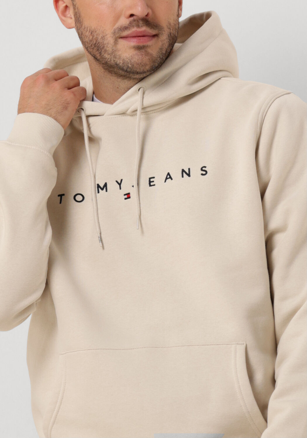 beige tommy jeans trui tjm reg linear logo hoodie ext