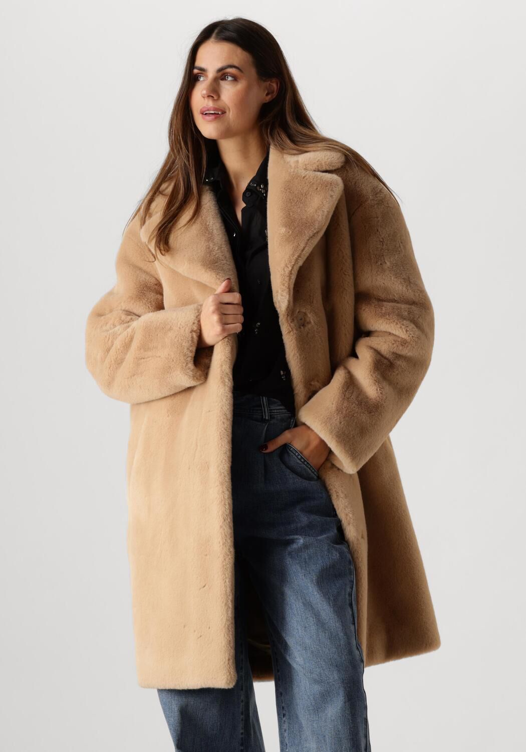 Stand Studio Stijlvolle Jassen Collectie Beige Dames