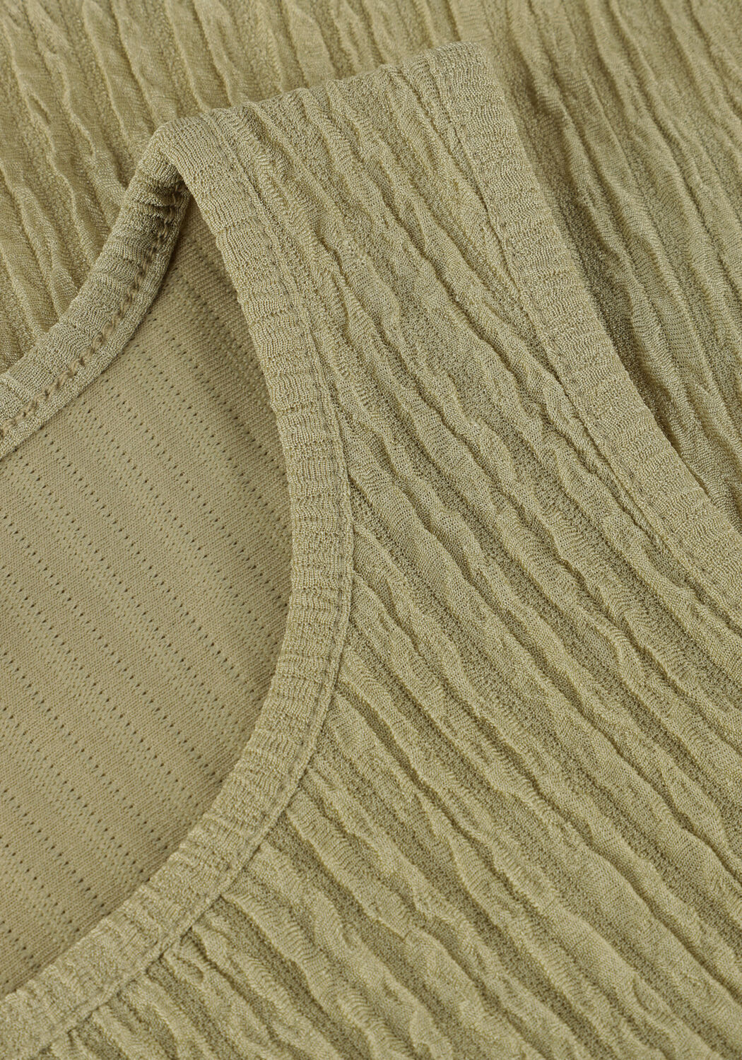 Groene AI&KO Top DAIRA PES 145 G - large