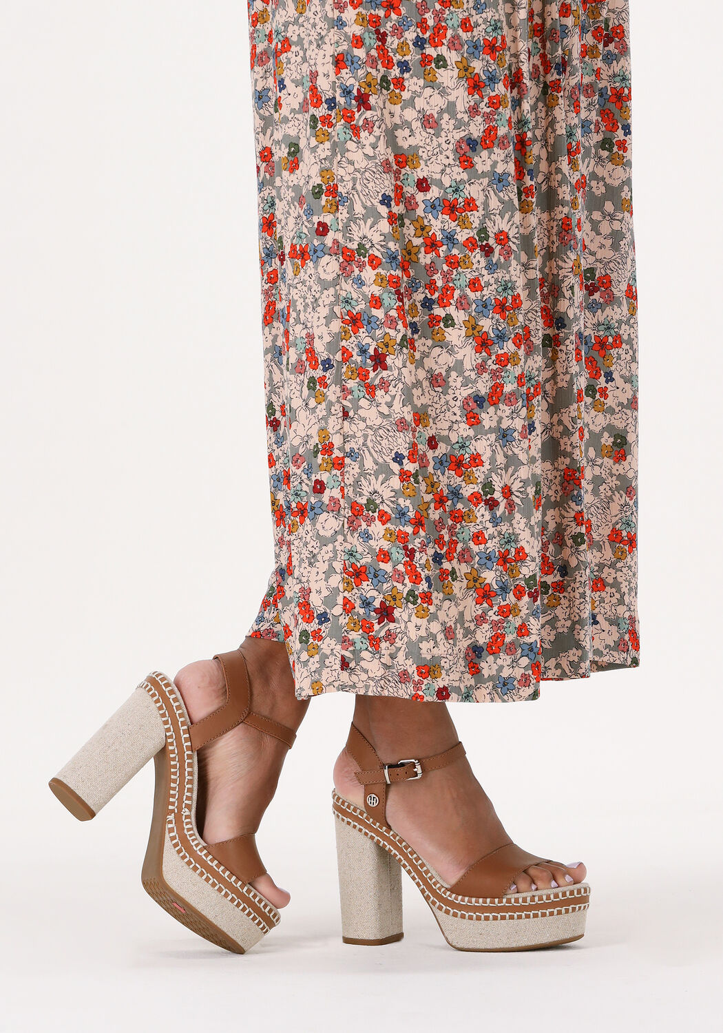 Cognac TOMMY HILFIGER Sandalen ELEVATED SIGNATURE HEEL - large