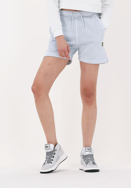 Lichtblauwe LYLE & SCOTT Broeken GARMENT DYE SHORTS - large