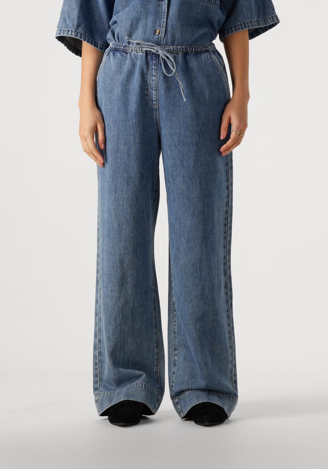 EDITED Dames Jeans Mabel Denim Trousers Blauw