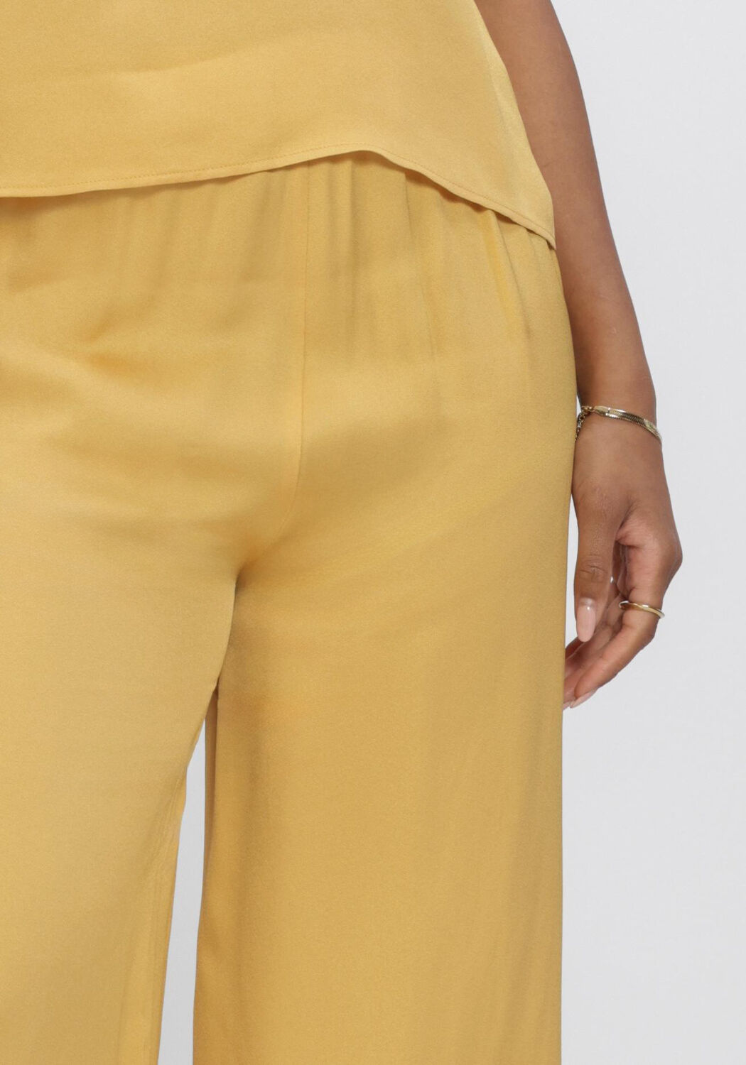 Beige SELECTED WOMEN Wijde broek SLFLAURA HW SLIT PANT B - large