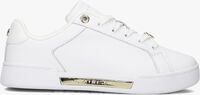 Witte TOMMY HILFIGER Lage sneakers COURT SNEAKER WITH LACE HARDWARE - medium