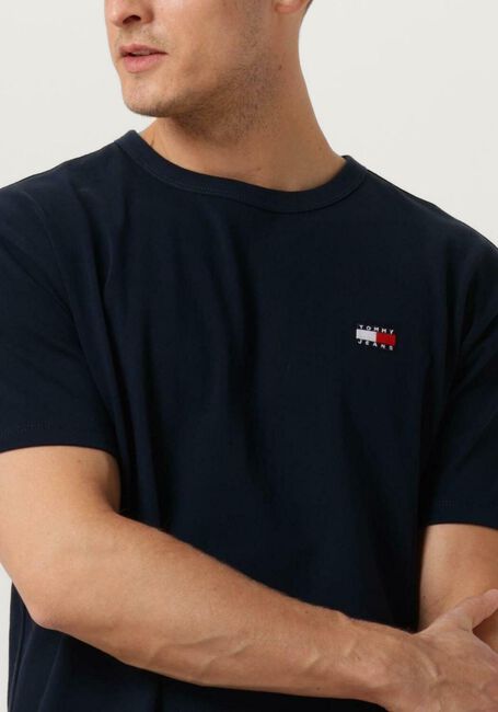 Donkerblauwe TOMMY JEANS T-shirt TJM REG BADGE TEE EXT - large