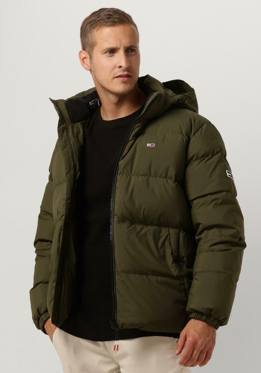 Tommy Jeans Gewatteerd jack met labeldetails model 'ESSENTIALS'