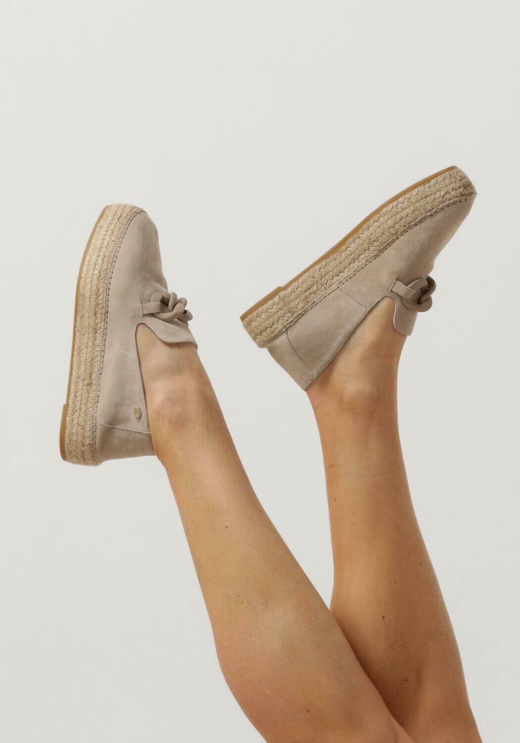 Taupe FRED DE LA BRETONIERE Espadrilles JUNE LI - large