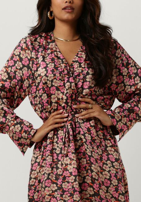 Roze SECOND FEMALE Midi jurk VICTORY V-NECK DRESS - large