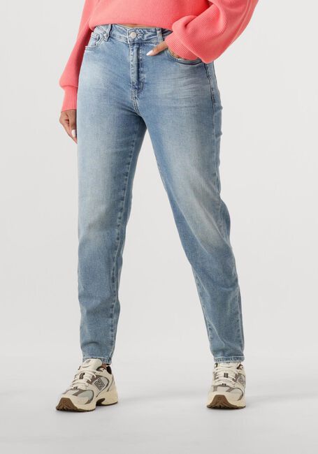 Lichtblauwe CIRCLE OF TRUST Mom jeans CHLOE DNM - large