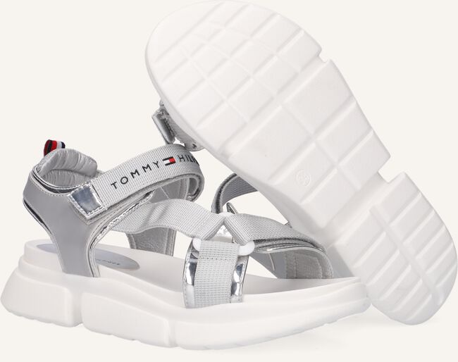 Zilveren TOMMY HILFIGER Platte sandalen 31048 Zilveren TOMMY HILFIGER Platte sandalen 31048 - large