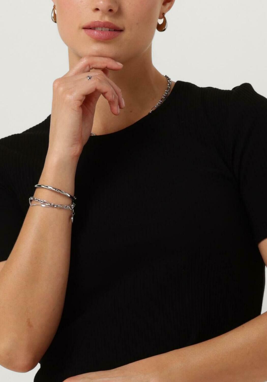 ANOTHER LABEL Dames Tops & T-shirts Elyne T-shirt S s Zwart