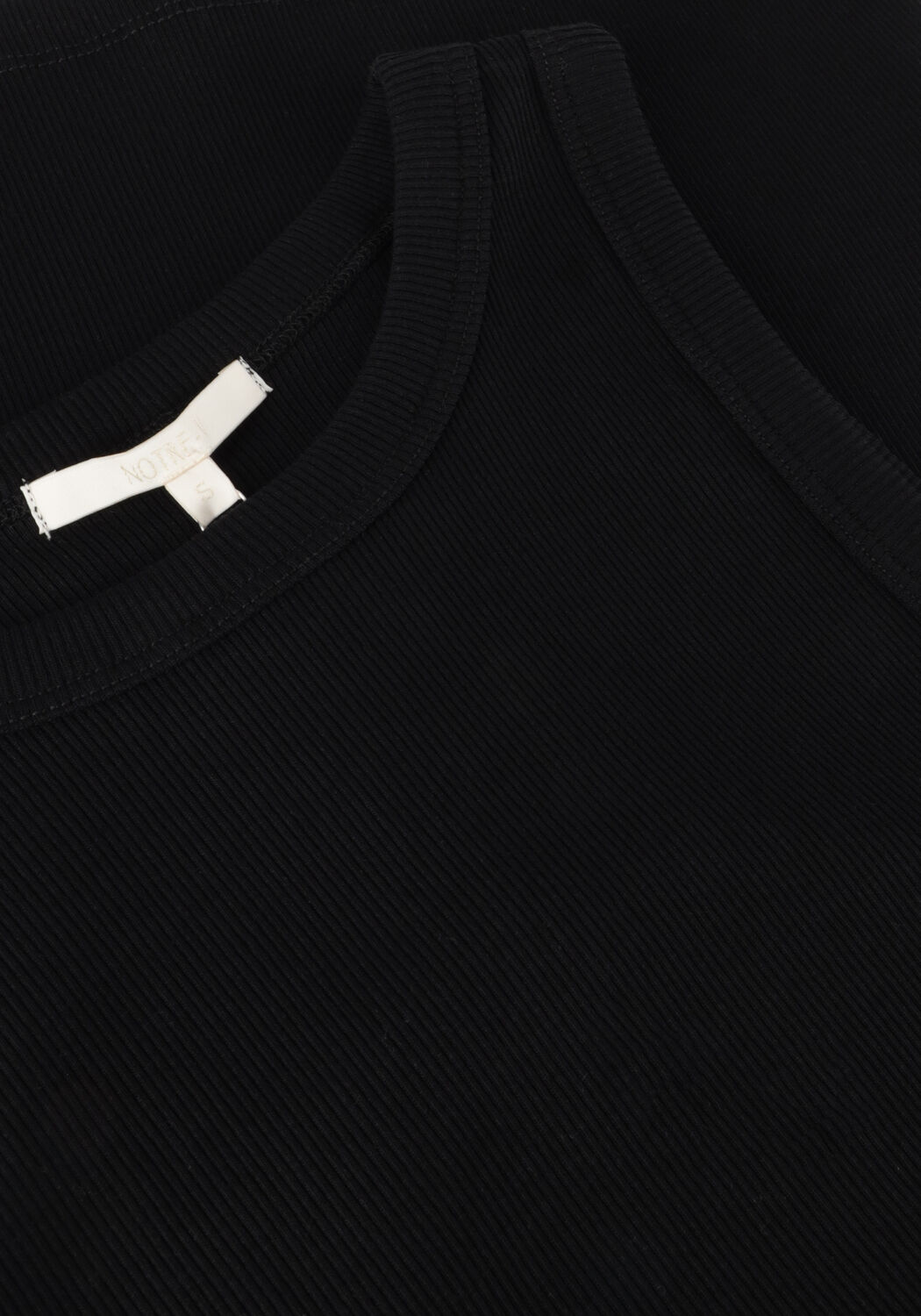 Zwarte NOTRE-V Top NV-DRIBBEL - large