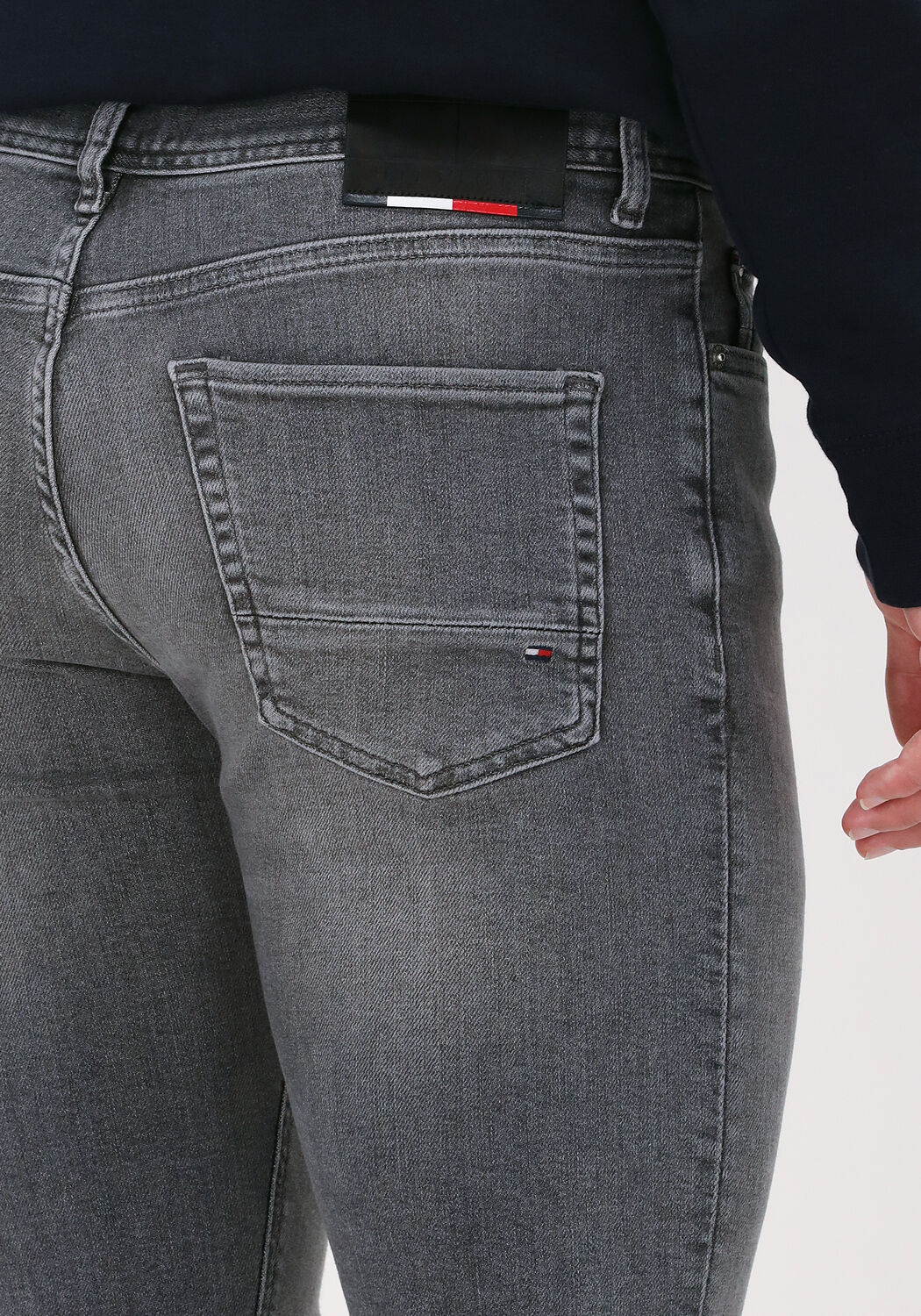 Grijze TOMMY HILFIGER Slim fit jeans XTR SLIM LAYTON PSTR BASS GREY | Omoda