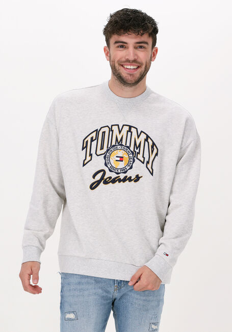 Lichtgrijze TOMMY JEANS Sweater TJM COLLEGE ARCHIVE CREW - large