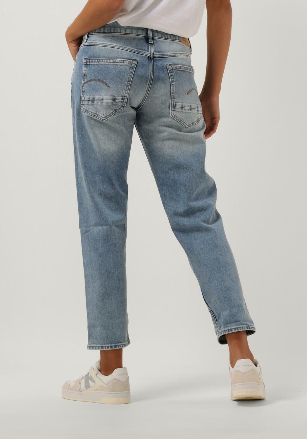 lichtblauwe g star raw mom jeans kate boyfriend wmn