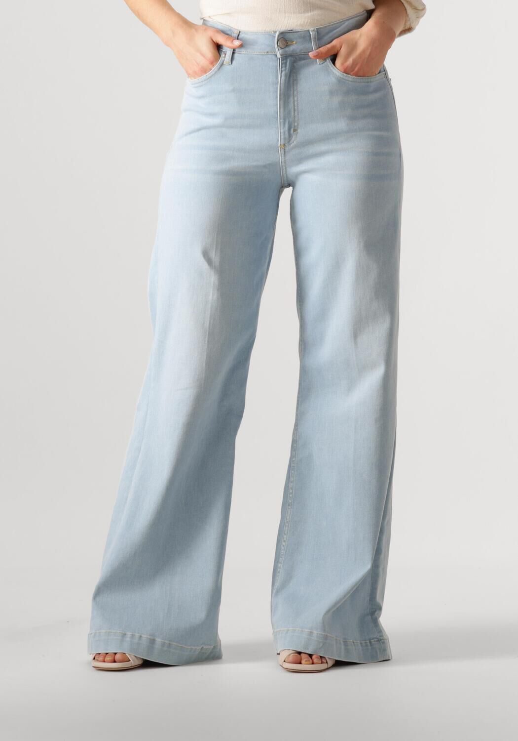 CIRCLE OF TRUST Dames Jeans Palmer Wide Leg Dnm Lichtblauw