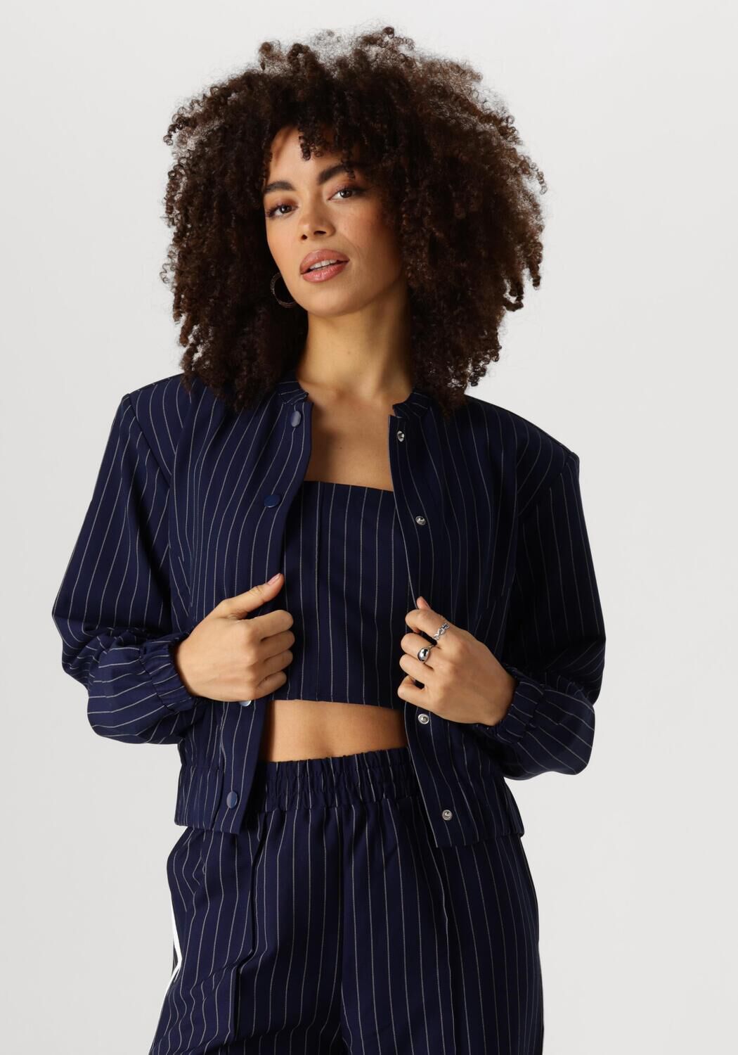 Refined Department jasje Elysia met krijtstreep donkerblauw