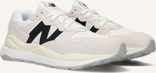 Beige NEW BALANCE Lage sneakers M5740 Beige NEW BALANCE Lage sneakers M5740 - large
