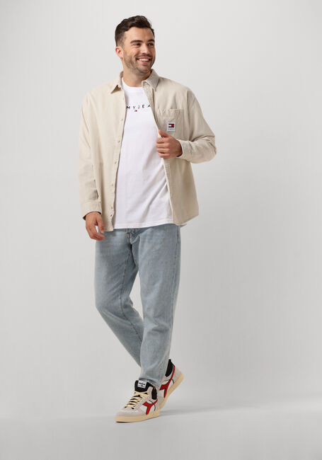 Witte TOMMY JEANS T-shirt TJM REG LINEAR LOGO TEE EXT Witte TOMMY JEANS T-shirt TJM REG LINEAR LOGO TEE EXT - large