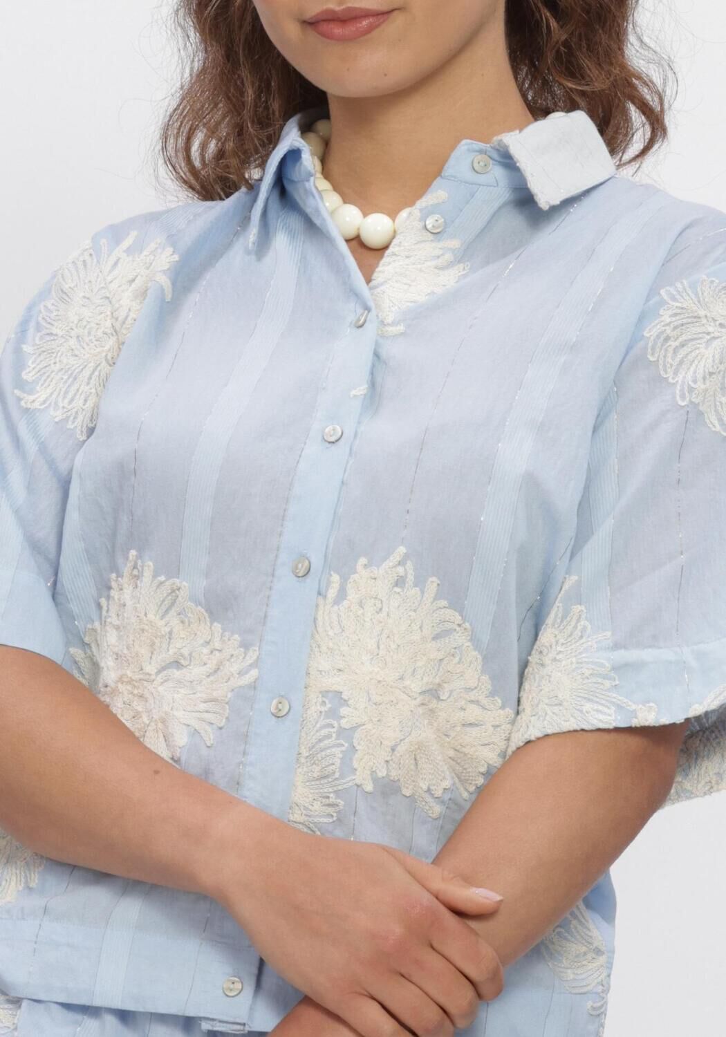 Lichtblauwe Y.A.S. Blouses YASSKANA 2/4 SHIRT - large