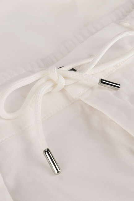 Gebroken wit PROFUOMO Korte broek TROUSERS 845 SHORT Gebroken wit PROFUOMO Korte broek TROUSERS 845 SHORT - large